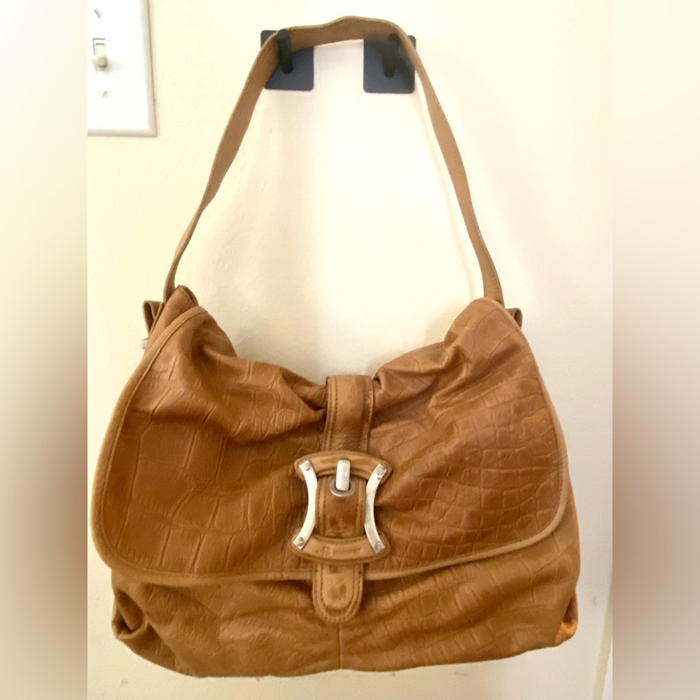 B. Makowsky Large Genuine Leather
Handbag